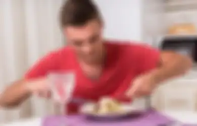 Tiba-tiba Sulit Menelan Makanan Jadi Tanda  Gejala Stroke yang Harus Diwaspadai