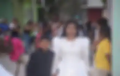 Sempat Beredar Foto Seorang Bocah Disangka Nikahi Wanita Dewasa, Inilah Kenyataan Sebenarnya di Balik Pernikahan Tersebut