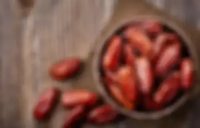 5 Alasan Mengapa Makan Buah Kurma Disarankan Saat Berbuka Puasa