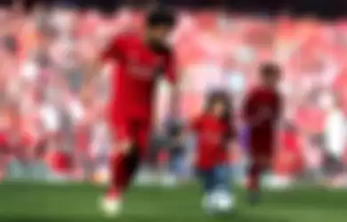 Curi Perhatian Fans Liverpool, Intip Aksi Menggemaskan Putri Mo Salah Ini!