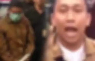 Video pria ancam Presiden Jokowi.