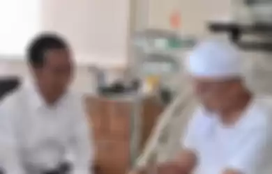 Dengan Selang Terpasang, Inilah Video Bersama Jokowi Sebelum Ustadz Arifin Ilham Meninggal
