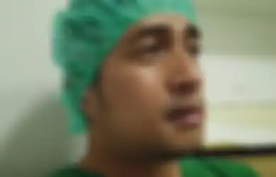 Baru Pertama Irfan Hakim Lihat Air Ketuban Hijau Bercampur Kotoran, Apa Arti Kesehatannya?