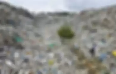 Video tumpukan sampah plastik di Malaysia