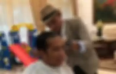 Sambut Lebaran, Jokowi Tampil dengan Gaya Rambut yang Lebih Rapi