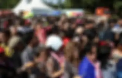 Demi Ketemu Jokowi di Lebaran 2019, Warga Rela Antre Berpanas-panas Ria, Ini Foto-fotonya