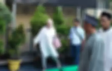 Ratna Sarumpaet Saat Merayakan Lebaran Di Mapolda Metro Jaya, Rabu (5/6/2019) 