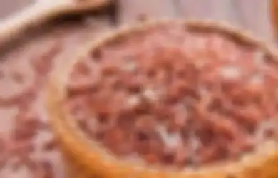  Begini Rupanya Masak Nasi Merah yang Bisa Pulen Banget Seperti di Rumah Makan, Cuma Tambahkan 1 Bahan Ini Saat Masak di Rice Cooker