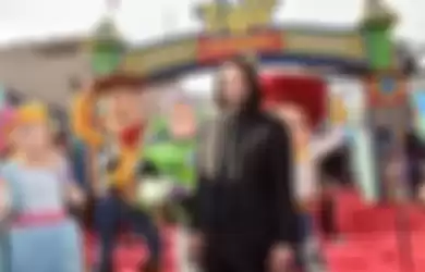Ketika “John Wick” ke Premier Toy Story 4, Cerita Serius Keanu Reeves Keluar!
