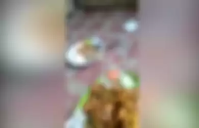 Tidak Terima Disuruh Membayar Rp 250 Ribu untuk Sepiring Udang, Pria Ini Buang Makanannya, Videonya Viral