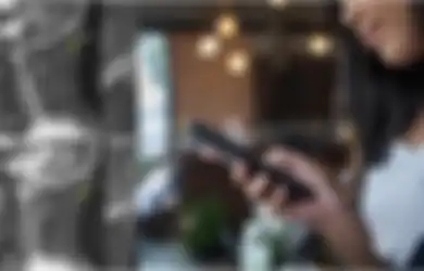 Sering Menatap Layar Ponsel ke Bawah, Kerangka Tengkorak Manusia Akan Berubah Menjadi Seperti Ini