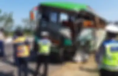 Kecelakaan Maut Tol Cipali Tewaskan 12 Orang, Sosok Amsor yang Serang Sopir Disebut Sebagai Penyebabnya