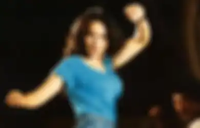 Kisah Eva Yanthi Arnaz, Mantan Artis Film Panas Tahun 70-an yang Kini Jualan Lontong Sayur untuk Menyambung Hidup
