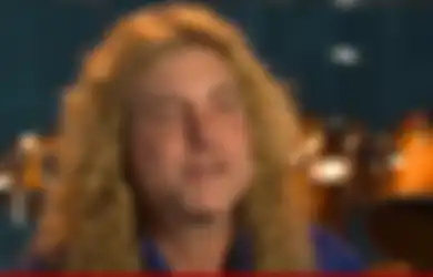 Eks Drummer Guns N' Roses Steven Adler Dilarikan ke Rumah Sakit Setelah Tikam Perutnya Sendiri