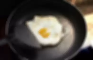Tips Agar Telur Ceplok Tidak Lengket Di Wajan, Gampang Banget!