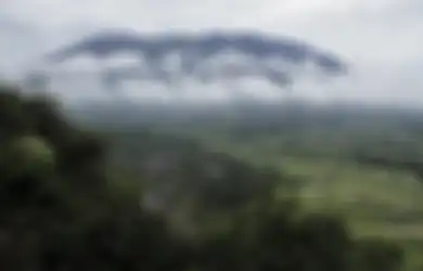 Berada Tepat di Kaki Puncak Gunung Berapi Paling Aktif di Bumi Andalas, Inilah Nagari Pariangan, Desa Terindah di Muka Bumi, yang Dipercaya Asal Nenek Moyang Suku Ini