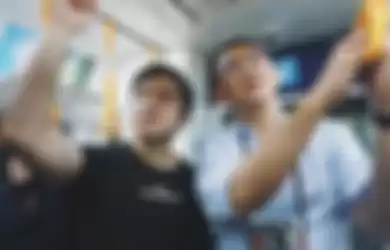 Viral video Ahok pertama kali naik MRT