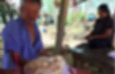 Hancurkan Benda Kuning yang Ia Temukan Mengambang di Laut, Pria Ini Menyesal, Kesempatan Dapat Uang Ratusan Juta Lenyap Seketika