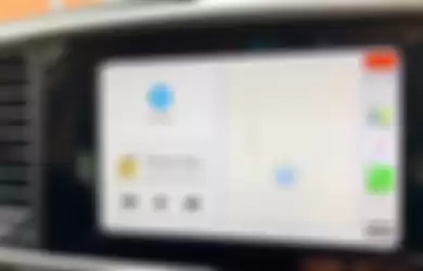 Tampilan CarPlay di dalam kendaraan