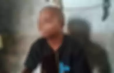  AJ (15), anak putus SMP asal Kecamatan Jepon, Kabupaten Blora, Jawa Tengah saat dimintai keterangan di Blora, Sabtu (14/7/2019).