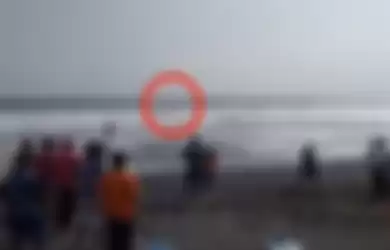 Empat Wisatawan terseret ombak Pantai Parangtritis pada Januari silam