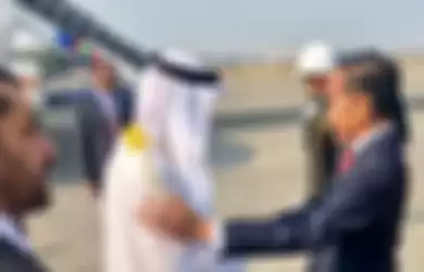 Presiden Jokowi menyambut Pangeran Abu Dhabi Sheikh Mohammed bin Zayed di Bandara Internasional Soekarno-Hatta, Rabu (24/7/2019).