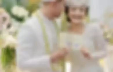 Sah! Intip 5 Momen Pernikahan Siti Badriah yang Kental dengan Adat Sunda