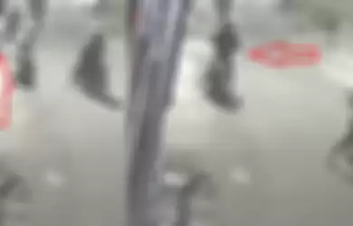 Video CCTV pelaku maling motor di  Bongsari, Semarang Barat, Jawa Tengah.