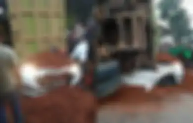 Kisah Haru Korban Tewas Kecelakaan Mobil Sigra Tertimpa Truk Tanah di Tangerang untuk Selamatkan Bayinya
