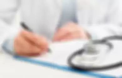 Ilustrasi dokter menulis resep obat