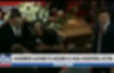 Istrinya Jadi Korban Penembakan El Paso, Pria Ini Heran Sekaligus Terharu Ratusan Orang Asing Hadiri Pemakaman Istrinya
