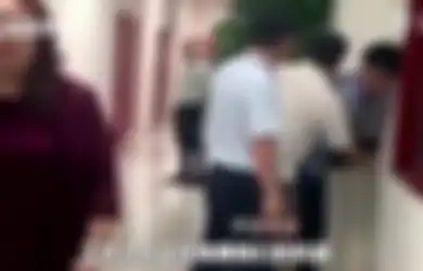 Rumah Sakit Ini Memaksa Petugas Medis dan Dokter Membawa 5 Pasien Jika Tidak Ingin Gajinya Dipotong