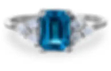 Dikira Hanya Bercandaan Mengenai 'Cincin Pertunangan Impian', Pria Ini Ternyata Berhasil Mewujudkan Lamaran Impian Pacarnya, Kisahnya Membuat Hati Meleleh
