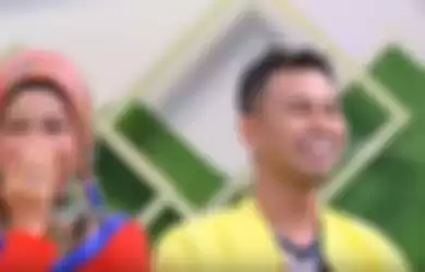 Terbongkar Masa Lalu Percintaan Raffi Ahmad dan Desy Ratnasari 