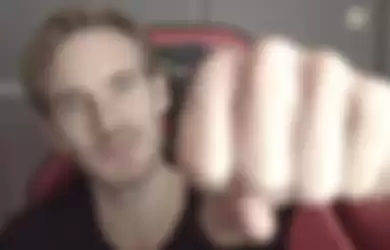 PewDiePie berhasil jadi Youtuber tunggal pertama yang meraih 100 juta subscriber