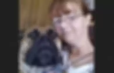 Seorang Ibu Paksa 2 Anaknya Makan Kotoran Anjing Hingga Tumbuh Cacing Kremi di Perut Korban