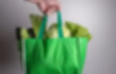 Ganti Kantong Plastik dengan Tote Bag, Ternyata Ini pun Ada Sisi Buruknya, Apa Itu?