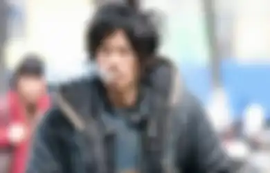 (Foto) Seorang Pengemis yang Menggelandang di Jalanan Mendadak Jadi Simbol Fashion Terkenal dan Mengilhami Perancang Busana Kenamaan, Kok Bisa?
