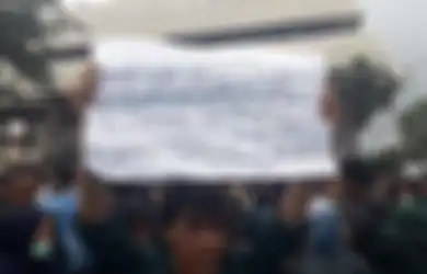Bernada Humor dan Sarat Sindiran, Seperti Inilah Demo Ala Milenial