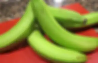 Minum Air Rebusan Pisang Mentah Secara Rutin dan Rasakan Khasiat Tak Terduga pada Tubuh