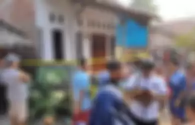 Polisi pun melakukan penggeledahan rumah FD di Desa Sitangal, Brebes, Jawa Tengah, Kamis (10/10/2019).