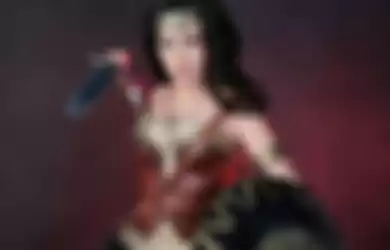 RRQ Ruby cosplay Wonder Woman