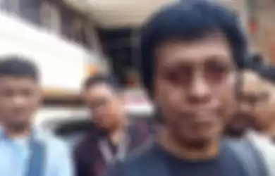 Politisi PDIP, Adian Napitupulu saat ditemui di Denpasar, Sabtu (21/9/2019).