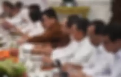 Sejumlah menteri kabinet indonesia maju mengikuti sidang kabinet paripurna di Istana Merdeka, Jakarta, Kamis (24/10/2019). Sidang kabinet paripurna itu merupakan sidang perdana yang diikuti menteri-menteri Kabinet Indonesia Maju.