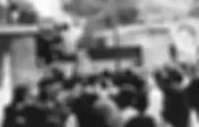 40 Tahun yang Lalu, Ketika Ratusan Mahasiswa Iran Duduki Kedubes AS di Iran dan Sandera Puluhan Warga AS Selama 444 Hari