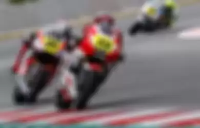 Aksi Andi Gilang di CEV Moto2 Barcelona.