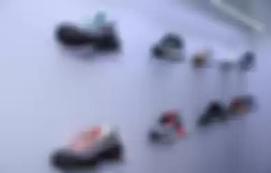 Sneakers di miniature store Atmos