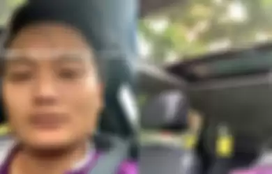 Terpaksa basah-basahan dalam mobil, gegara sunroof ngadat.