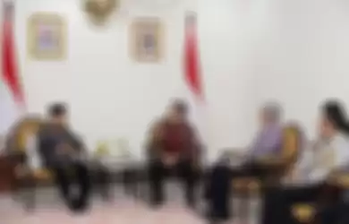 Fajrin Rasyid, pendiri BukaLapak berdiskusi dengan KH. Ma'ruf Amin, Wapres Republik Indonesia.