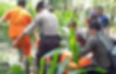Penemuan mayat wanita tanpa busana di kebun jagung, Ngawi, Jawa Timur. Pelaku berhasil diringkus.